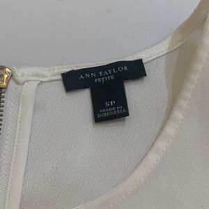 Ann Taylor Petite Cream Blouse S Petite